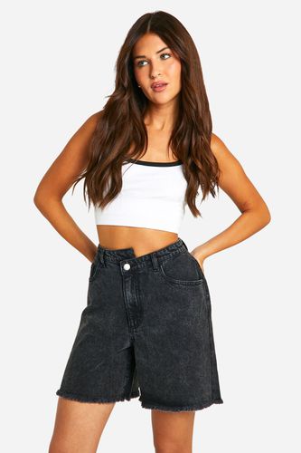 Womens Asymmetric Waistband Longline Denim Short - - 12 - boohoo - Modalova