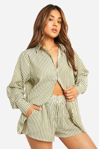 Womens Petite Stripe Beach Shirt - - 14 - boohoo - Modalova