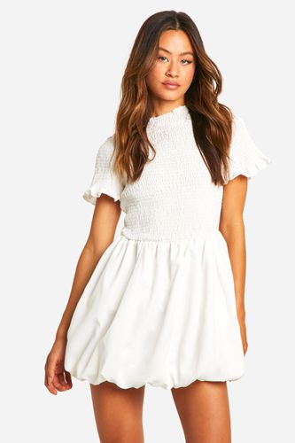 Womens Tall Shirred Short Sleeve Puffball Mini Dress - - 10 - boohoo - Modalova