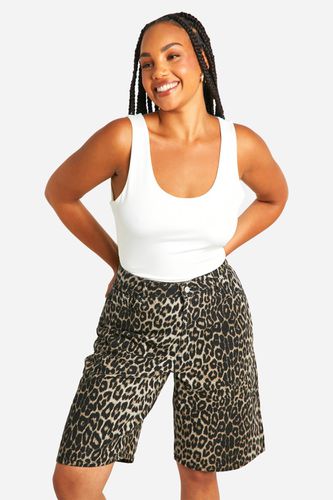 Womens Plus Leopard Print Denim Jort - - 28 - boohoo - Modalova