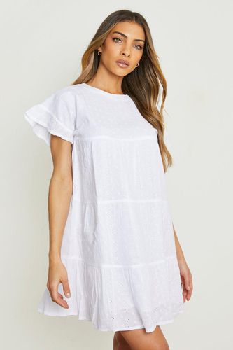 Womens Broderie Tiered Smock Dress - - 16 - boohoo - Modalova