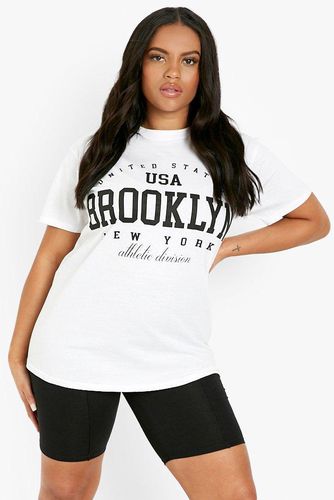 Womens Plus Brooklyn Slogan T-shirt - - 20 - boohoo - Modalova