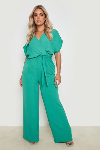 Womens Plus Plisse Tie Belt Tapered Trouser Jumpsuit - - 18 - boohoo - Modalova