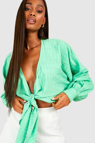 Womens Textured Tie Batwing Crop Top - - 10 - boohoo - Modalova