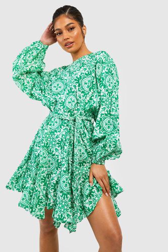 Womens Cotton Printed Godet Detail Belted Skater Dress - - 12 - boohoo - Modalova