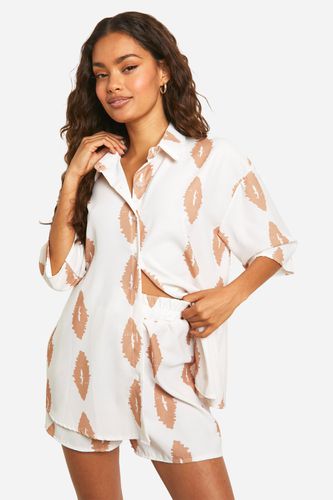 Womens Hammered Aztec Print Oversized Shirt & Shorts Set - - 16 - boohoo - Modalova