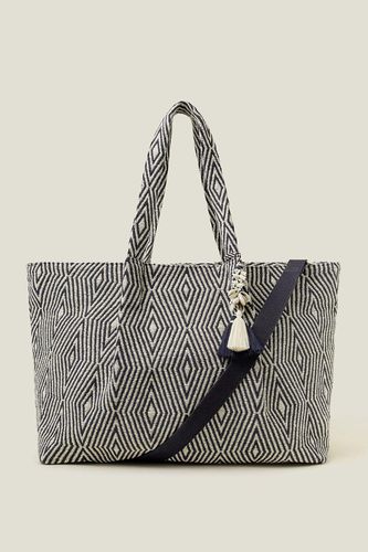 Womens Geometric Print Weekender Bag - - One Size - NastyGal UK (+IE) - Modalova