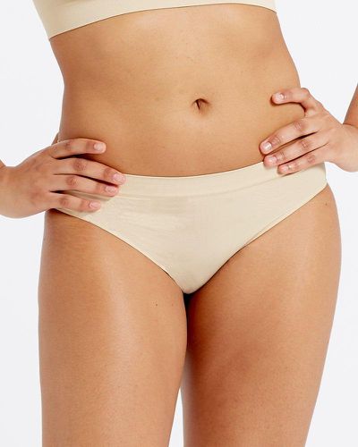 Womens Seamfree Eco-Wear Briefs - Nude - - M/L - NastyGal UK (+IE) - Modalova