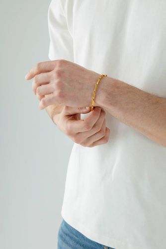 Minimalistic Bracelet in Gold - - One Size - SVNX - Modalova