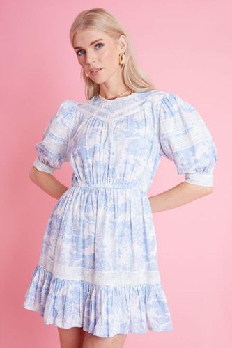 Womens Ruffle Hem Scenic Floral Print Mini Dress with Lace Trims - 10 - ANOTHER SUNDAY - Modalova