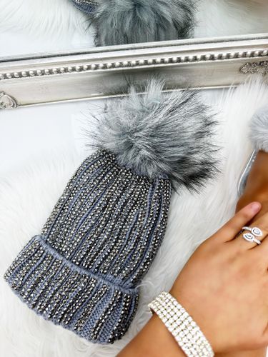 Womens Crystal Deluxe Faux Fur Bobble Hat - - One Size - NastyGal UK (+IE) - Modalova