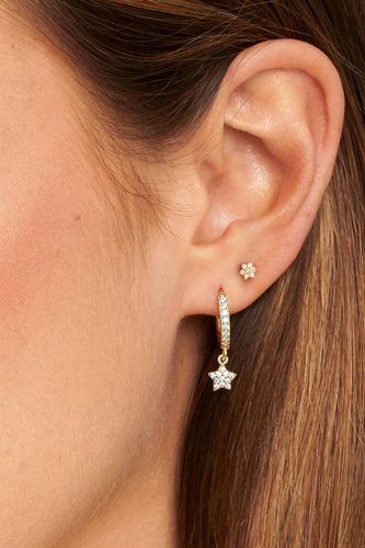 Womens Gold Tiny Flower Stud Earrings - - One Size - MUCHV - Modalova