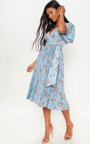 Womens Dusty Floral Pleated Midi Dress - 16 - NastyGal UK (+IE) - Modalova