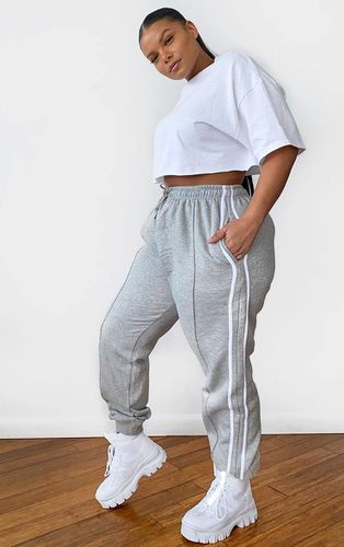 Womens Plus Double Side Stripe Joggers - 20 - NastyGal UK (+IE) - Modalova