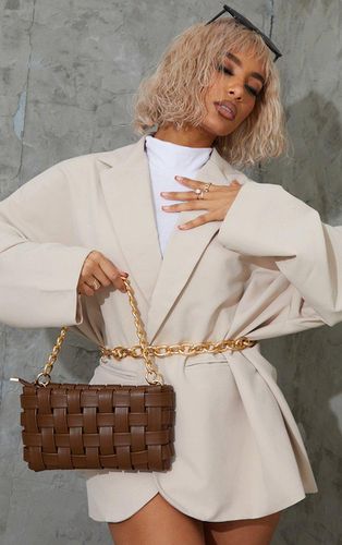 Womens Chocolate Oversized Weave With Gold Chain Shoulder Bag - - One Size - NastyGal UK (+IE) - Modalova
