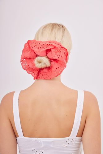 Womens Oversized Frilly Lace Scrunchie - - One Size - My Accessories London - Modalova
