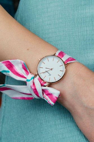 Watermelon Print Changeable Fabric Strap Boho Women Wristwatch - One Size - The Colourful Aura - Modalova