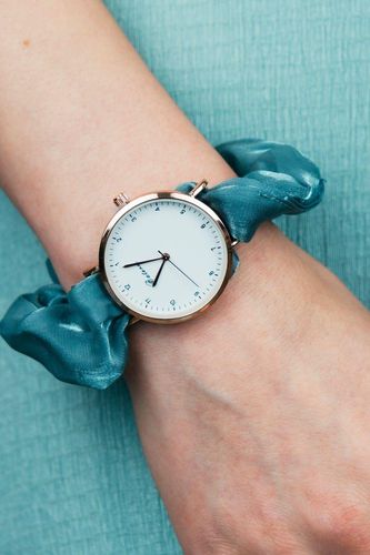 Handmade Colour Women Elastic Strap Bracelet Wristwatch - One Size - The Colourful Aura - Modalova