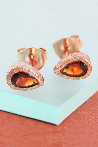 Womens Garnet Teardrop Sterling Silver January Birthstone Stud Earrings - - One Size - NastyGal UK (+IE) - Modalova