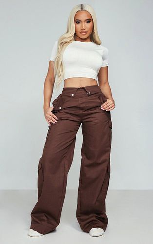 Womens Shape Chocolate Cargo Fold Waistband Pocket Detail Trousers - 6 - NastyGal UK (+IE) - Modalova