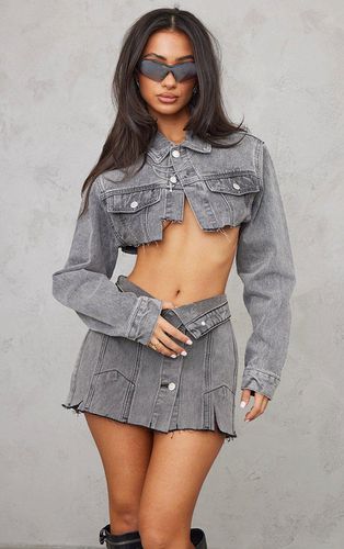 Womens Petite Wash Distressed Super Cropped Denim Jacket - 4 - NastyGal UK (+IE) - Modalova