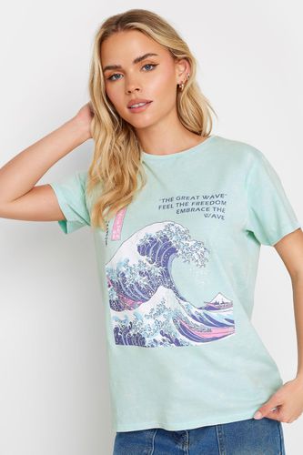 Womens Petite Graphic T-Shirt - - 12 - NastyGal UK (+IE) - Modalova