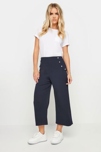 Womens Petite Cropped Trousers - - 8 - NastyGal UK (+IE) - Modalova