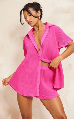 Womens Hot Plisse Button Front Oversized Short Sleeve Shirt - 14 - NastyGal UK (+IE) - Modalova