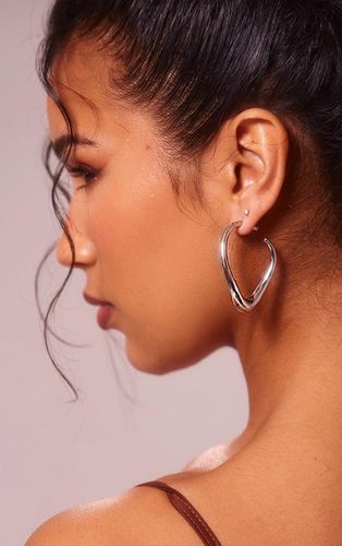 Womens Silver Thin Curved Hoop Earrings - - One Size - NastyGal UK (+IE) - Modalova