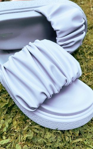Womens Aqua Wide Fit Pu Round Toe Ruched Strap Flat Sandals - 3 - NastyGal UK (+IE) - Modalova