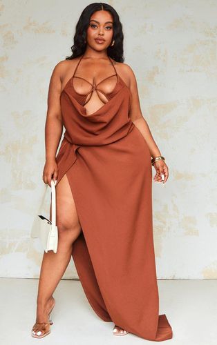 Womens Plus Chocolate Strappy Cowl Front Side Split Maxi Dress - - 26 - NastyGal UK (+IE) - Modalova