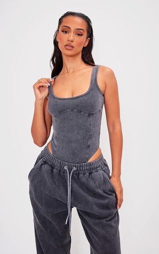 Womens Petite Washed Binding Detail Bodysuit - 14 - NastyGal UK (+IE) - Modalova