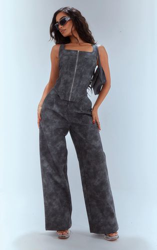 Womens Petite Washed Faux Leather Straight Leg Trousers - 10 - NastyGal UK (+IE) - Modalova