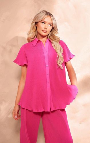 Womens Hot Chiffon Plisse Short Sleeve Shirt - 6 - NastyGal UK (+IE) - Modalova