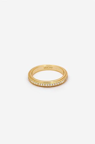 Womens Gold Thin Stacking Eternity Ring With Sparkling Stones - - O - MUCHV - Modalova
