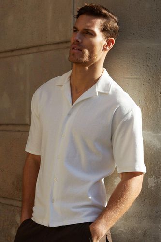Robbie' Textured Short Sleeve Cotton Shirt With Stretch - - S - NastyGal UK (+IE) - Modalova