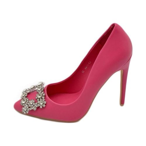 Scarpe Decolette' donna pelle matte fucsia con gioiello spilla quadrat - Malu Shoes - Modalova