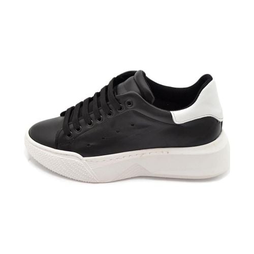 Sneakers Sneakers uomo nera in vera pelle con riporto bianco fondo alto - Malu Shoes - Modalova