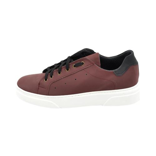 Sneakers Scarpa sneakers uomo basic bordeaux con fortino nero vera pelle - Malu Shoes - Modalova