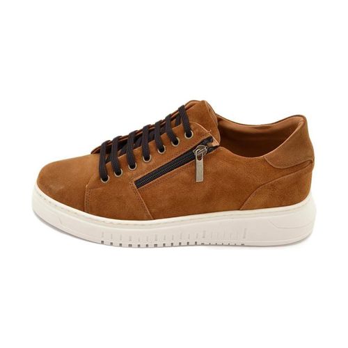 Sneakers Sneakers uomo bassa vera pelle scamosciata cuoio con zip fondo - Malu Shoes - Modalova