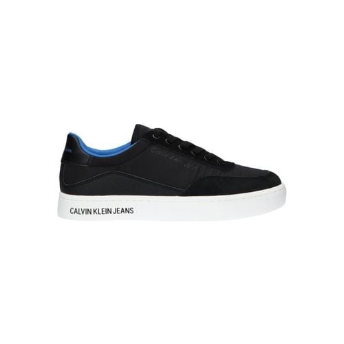 Sneakers YM0YM00669 CLASSIC - Calvin Klein Jeans - Modalova