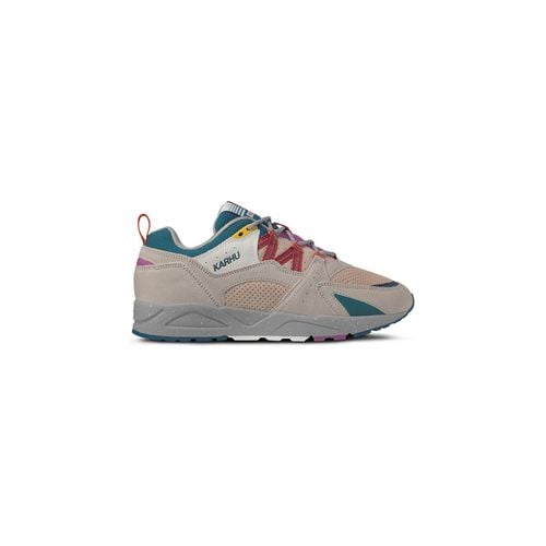 Sneakers Fusion 2.0 - Silver Lining/Mineral Red - Karhu - Modalova