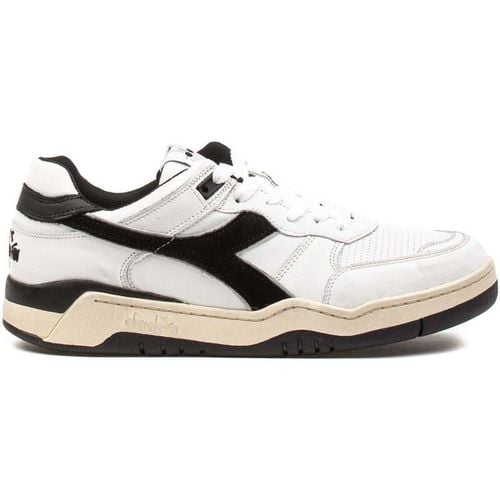 Sneakers Basket 560 Used - Diadora - Modalova