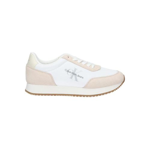 Sneakers YW0YW01326 RETRO RUNNER - Calvin Klein Jeans - Modalova