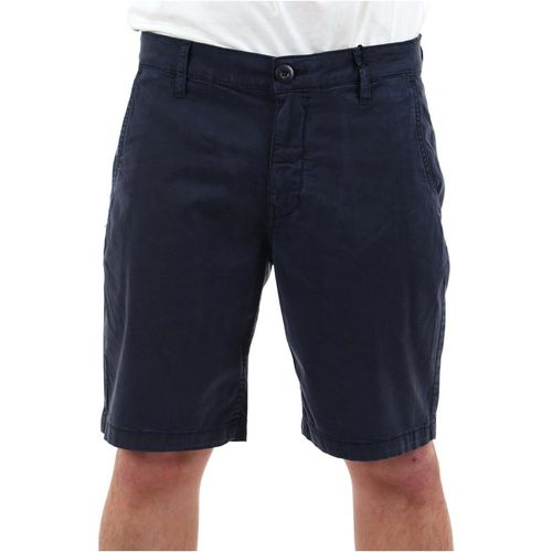 Pantaloni corti Shorts M4GD13 WG3OA - Uomo - Guess - Modalova