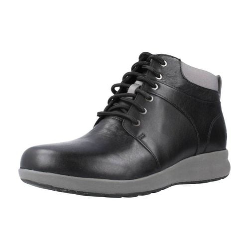 Stivali Clarks UN ADORN WALK - Clarks - Modalova