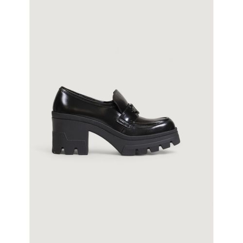 Scarpe CHUNKY HEELED LOAFER YW0YW01494 - Calvin Klein Jeans - Modalova