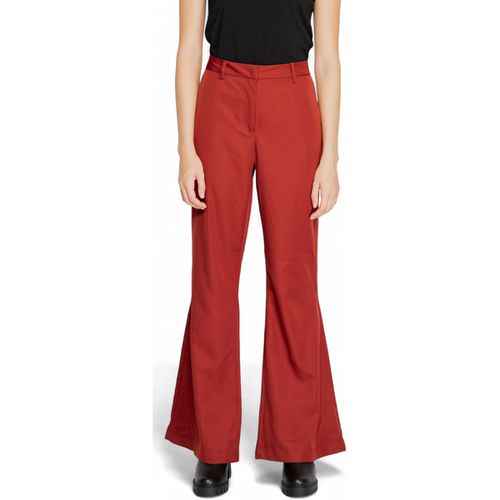 Pantaloni morbidi / Pantaloni alla zuava VMTARA MW FLARED PANT BOO 10311433 - Vero moda - Modalova