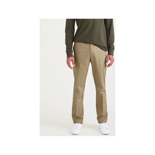 Pantaloni A5209 0007 - SIGNATURE STAIN DEFENDER-KHAKI - Dockers - Modalova