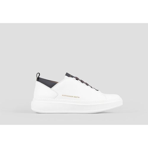 Sneakers WEMBLEY MAN WHITE DARK GREY - Alexander Smith - Modalova